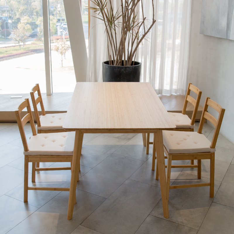 Table and 4 Chairs set