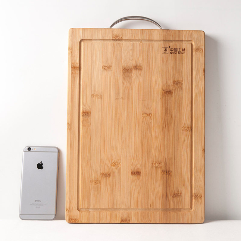 Bamboo cutting board 