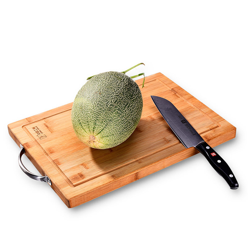 Bamboo cutting board 